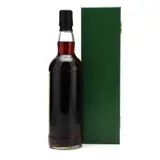 Cadenhead‘s Port Mourant Green Label Demerara Rum 1975 70cl bottle — view 2