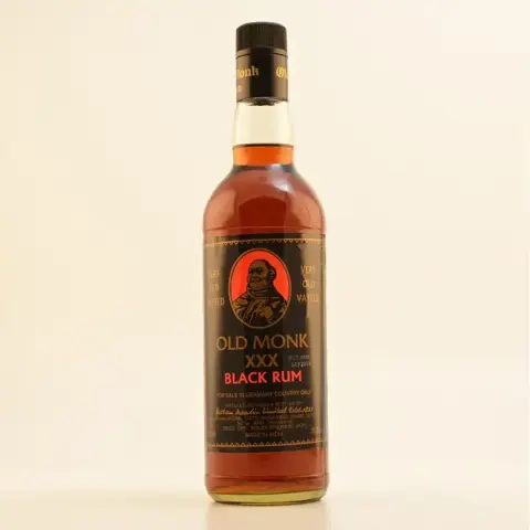 Mohan Meakin Distillery Old Monk XXX Indian Black Rum