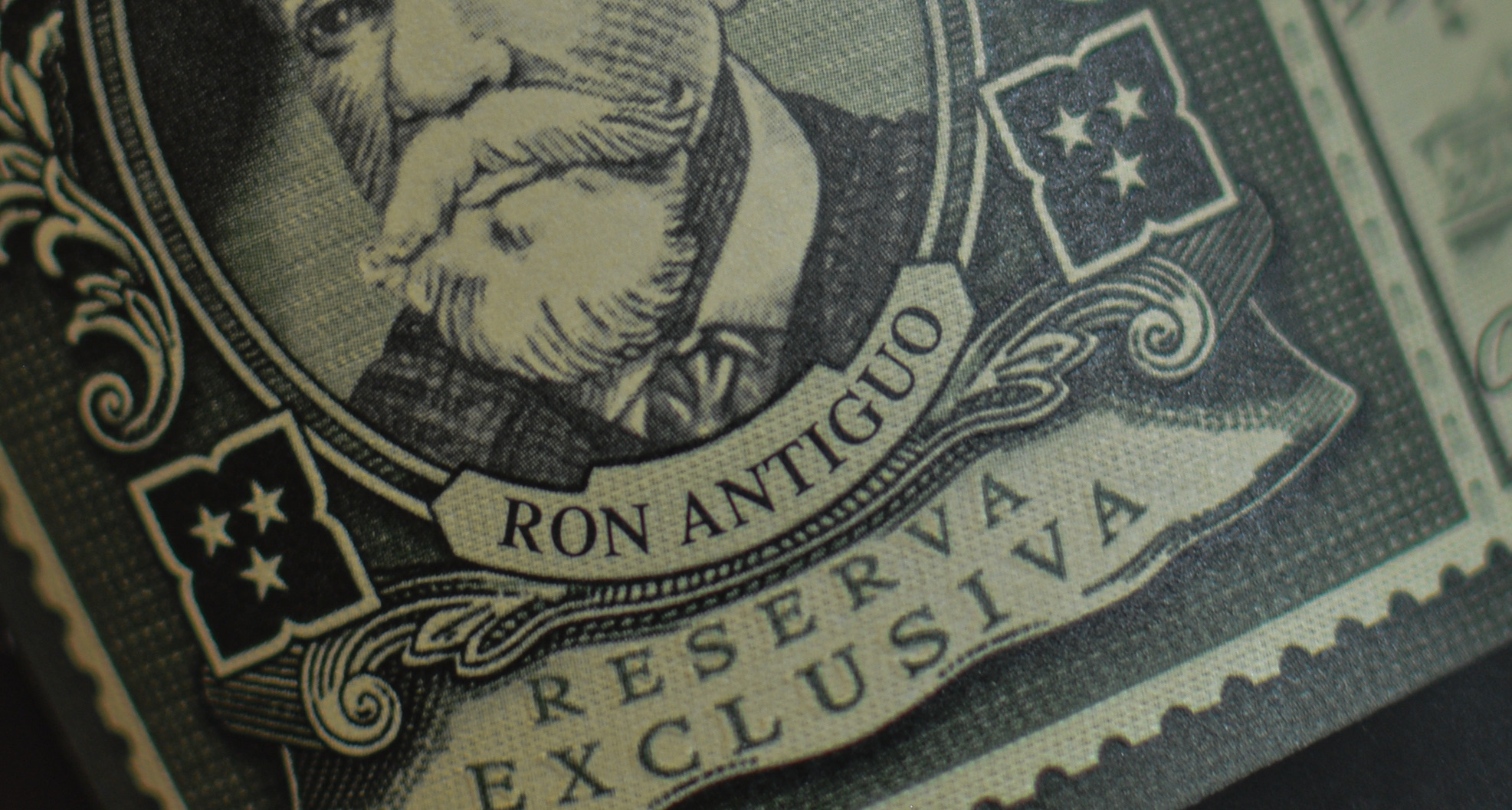 Deconstructing Diplomático