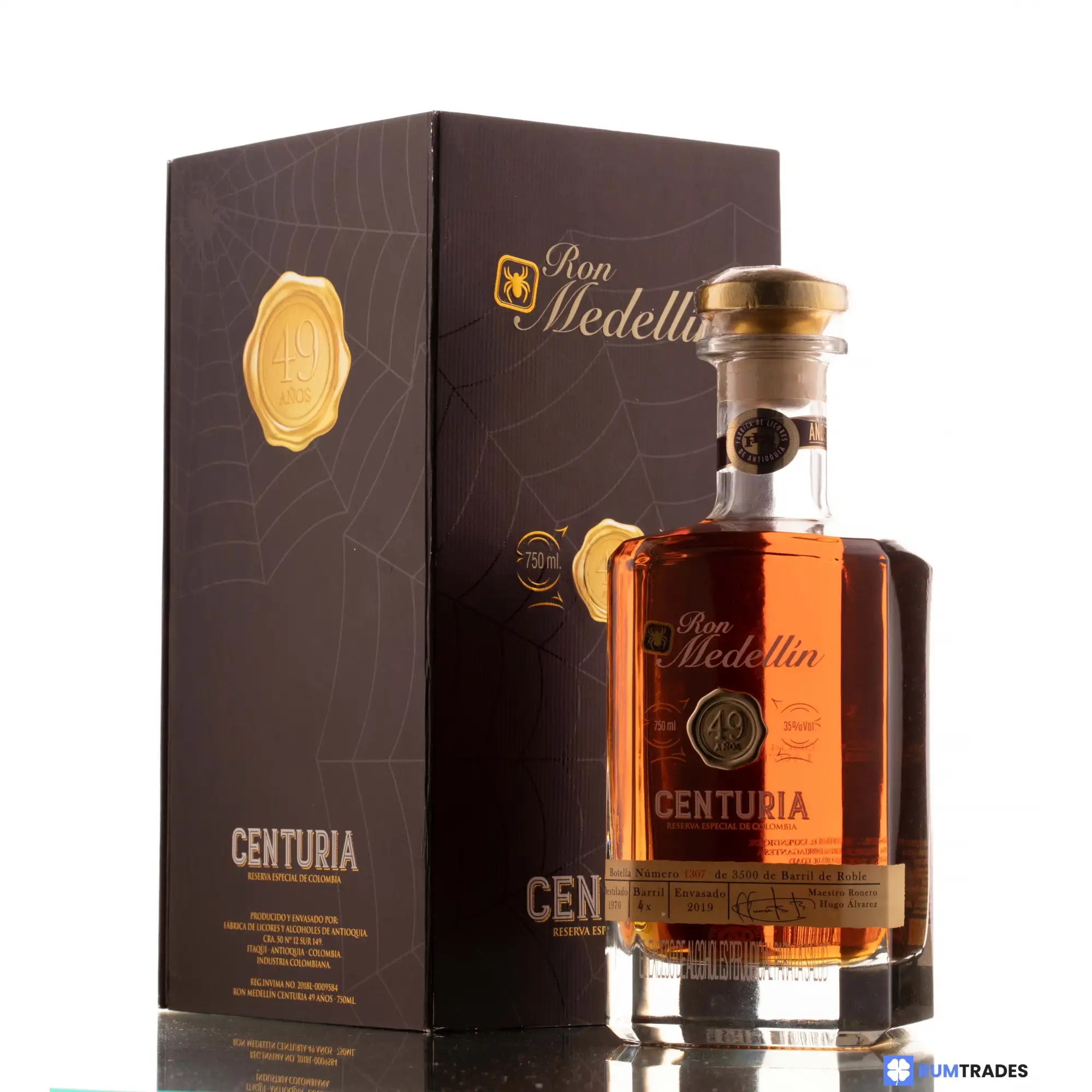 Bottle of Licores de Antioquia Ron Medellin Centuria 1970