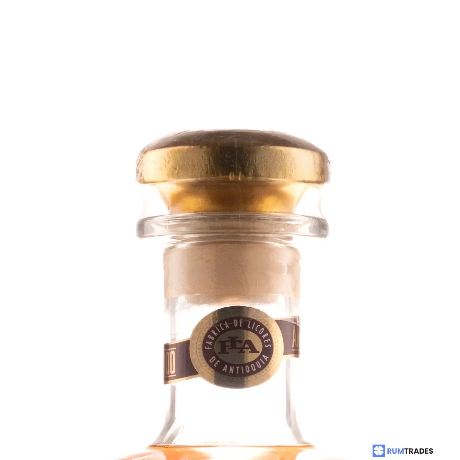 Hochauflösendes Bild von Licores de Antioquia Ron Medellin Centuria 1970