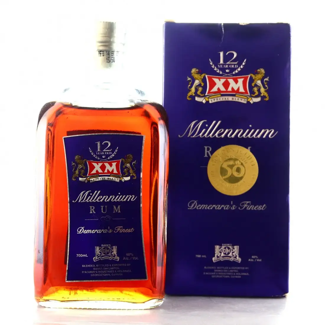 Hochauflösendes Bild von XM Millennium Rum 12 Years