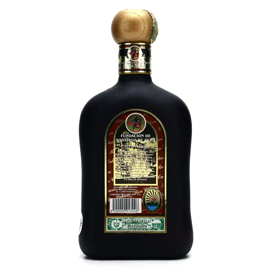 High resolution image of Santiago de Cuba Aniversario Extra Añejo