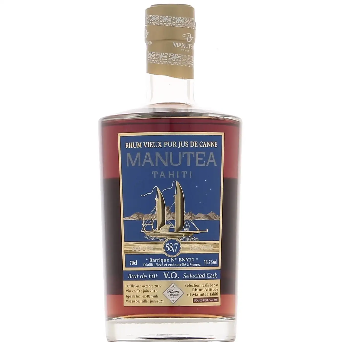 Bottle of Manutea Brut de Fût V.O. Private Cask 2017