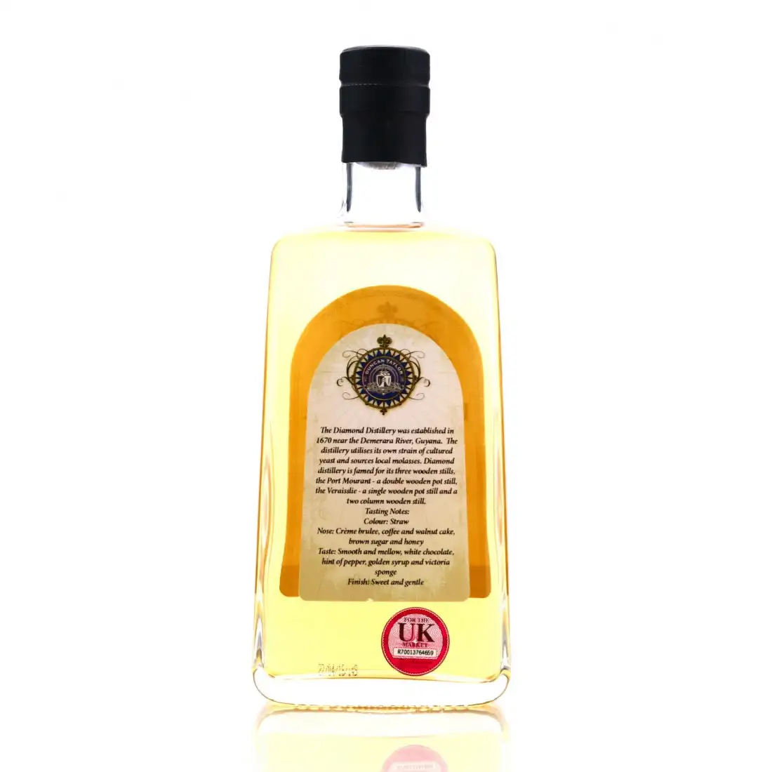 High resolution image of Duncan Taylor Diamond Single Cask Rum 2004