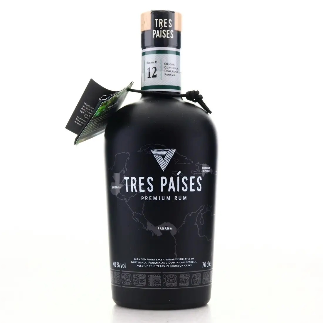 Bottle of Berentzen Tres Paìses Premium Rum