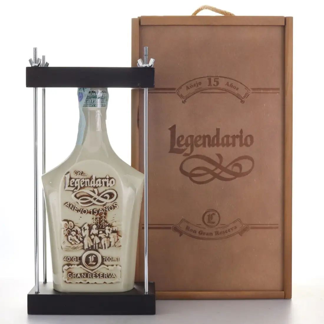 Bottle of Legendario Añejo 15 Years