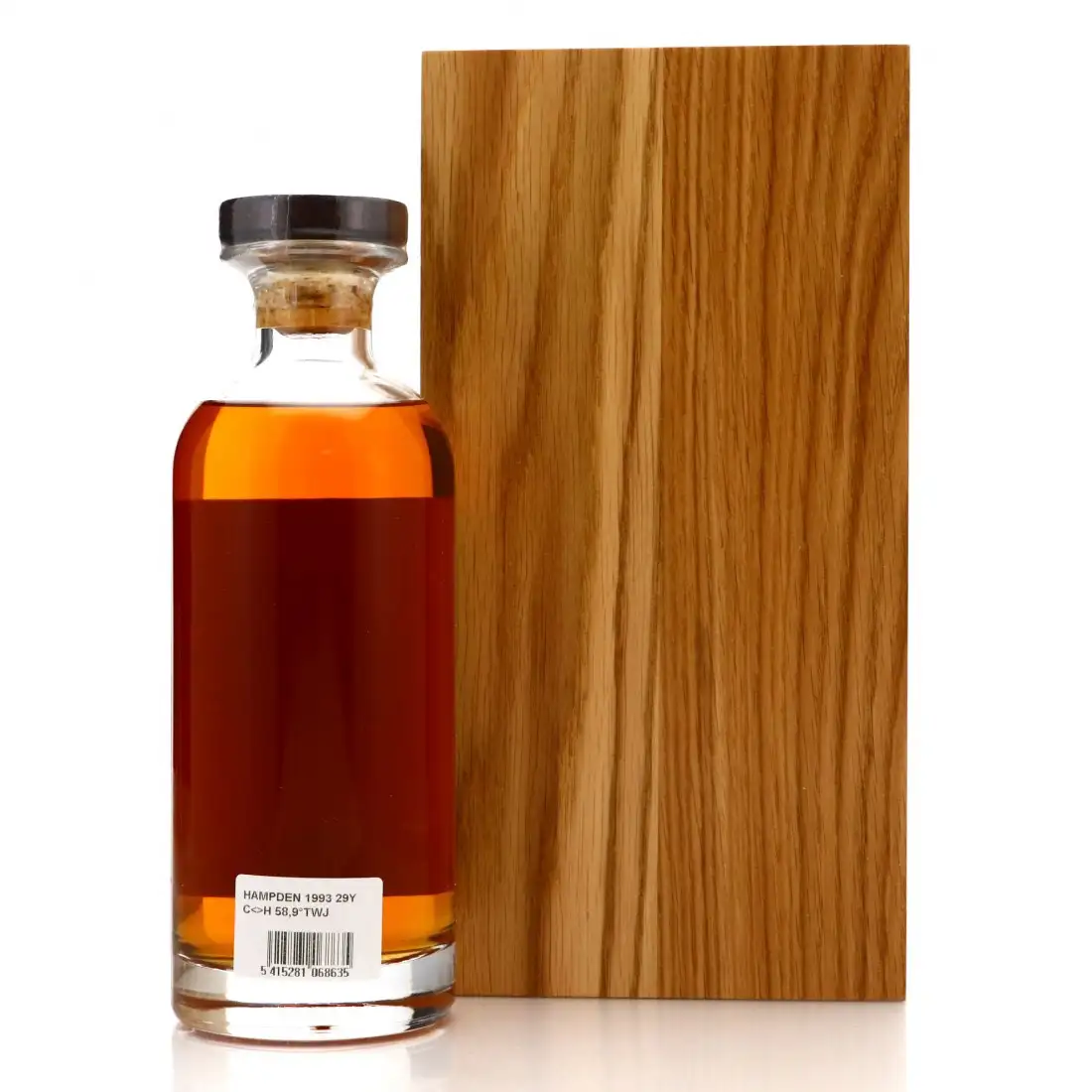 Image haute résolution de The Whisky Jury Hampden Jamaica Rum C<>H 1993