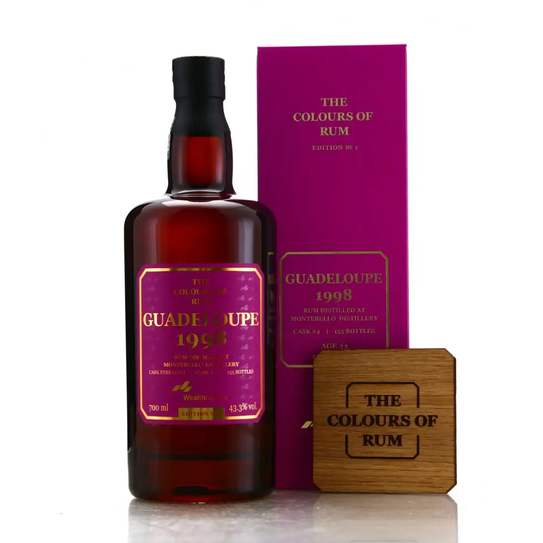 Bottle of CoR Carrere Montebello Guadeloupe No. 1 1998