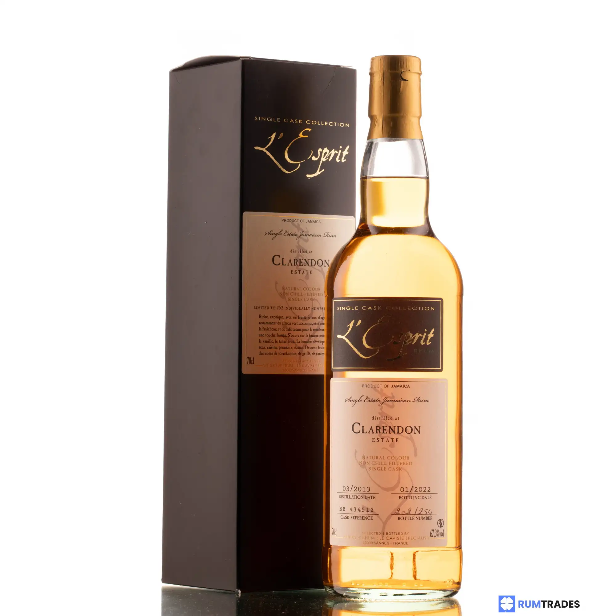 Bottle of Whisky & Rhum Clarendon L‘Esprit Clarendon Estate 2013