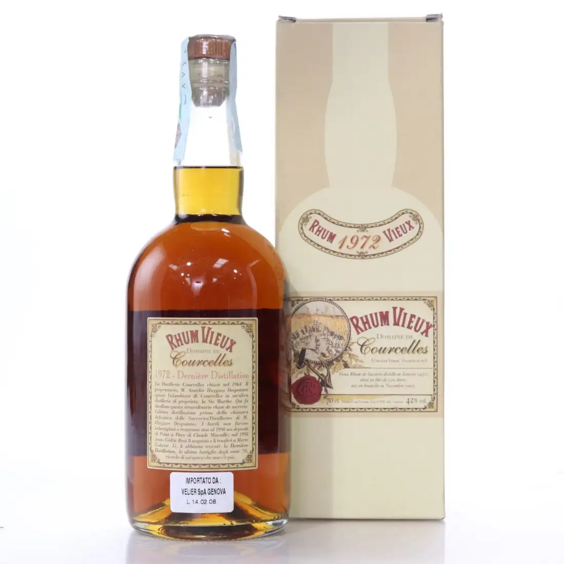 High resolution image of Velier Domaine de Courcelles Rhum Vieux 1972