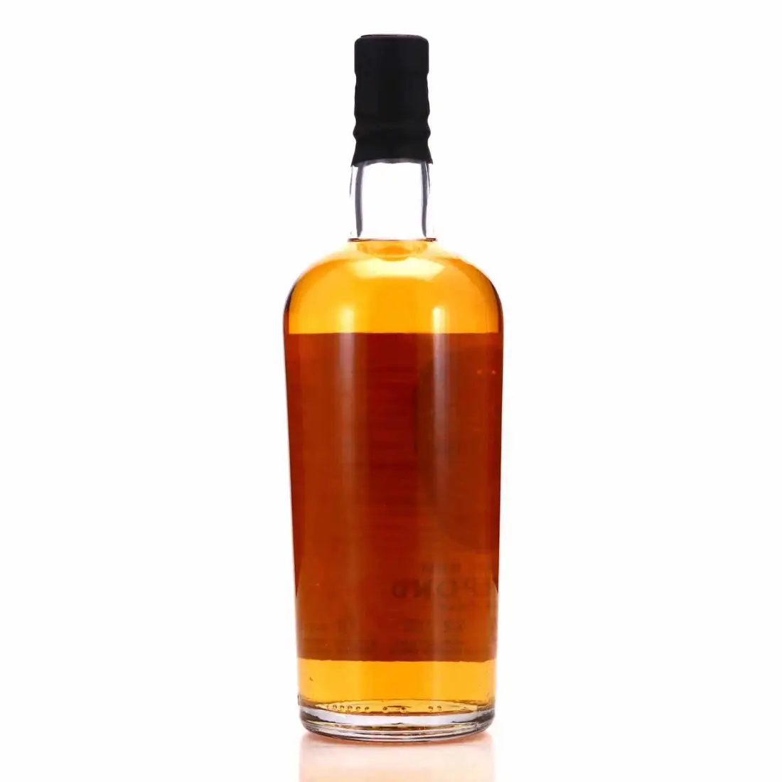 High resolution image of Wu Dram Clan Long Pond Jamaican Rum LPS 2001