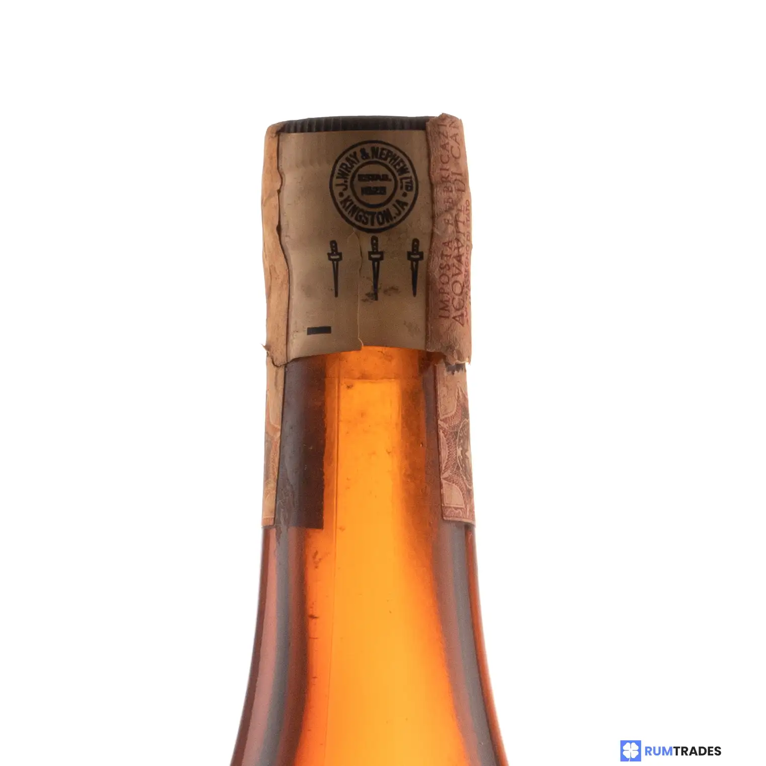 Hochauflösendes Bild von J. Wray &amp; Nephew LTD. Liqueur Rum (Finest Old Jamaica)