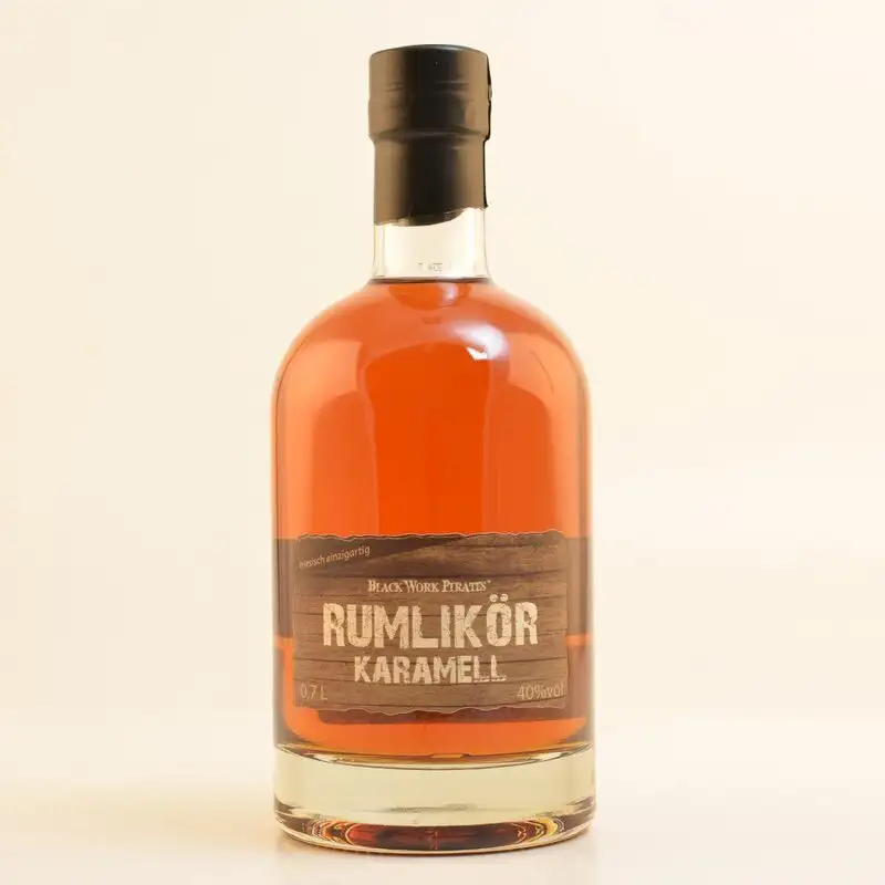 Bottle of Black Work Pirates Rumlikör Karamell