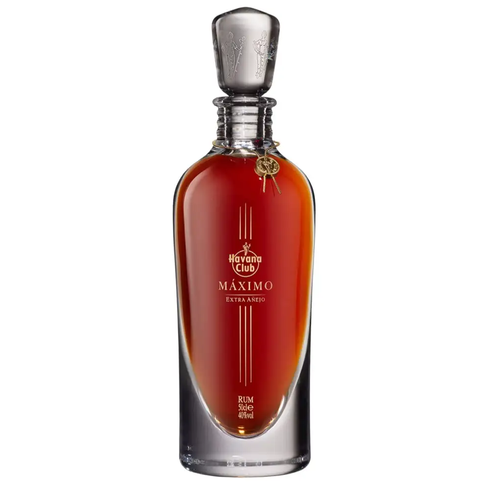 Bottle of Havana Club Máximo Extra Añejo