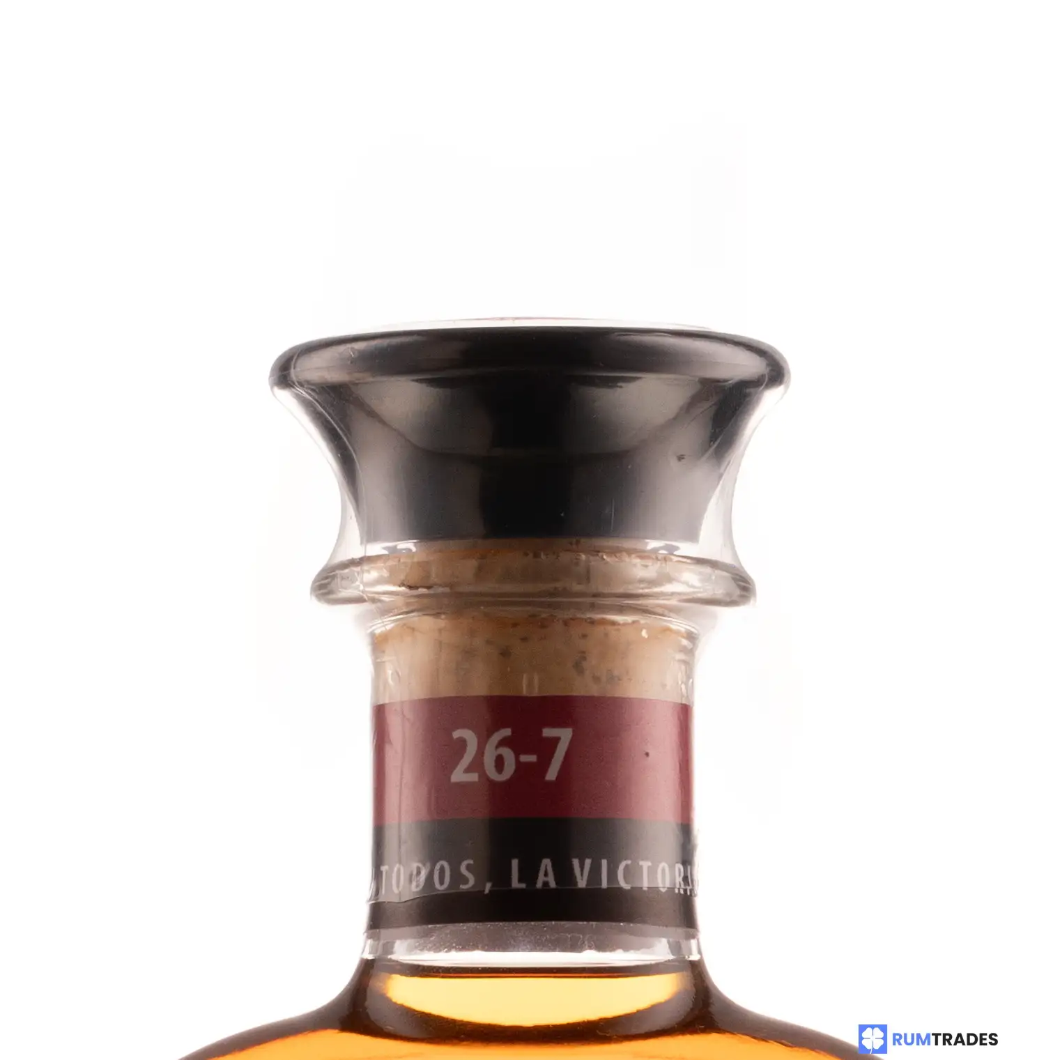 Hochauflösendes Bild von Santiago de Cuba 70 Aniversario Ron Extra Añejo