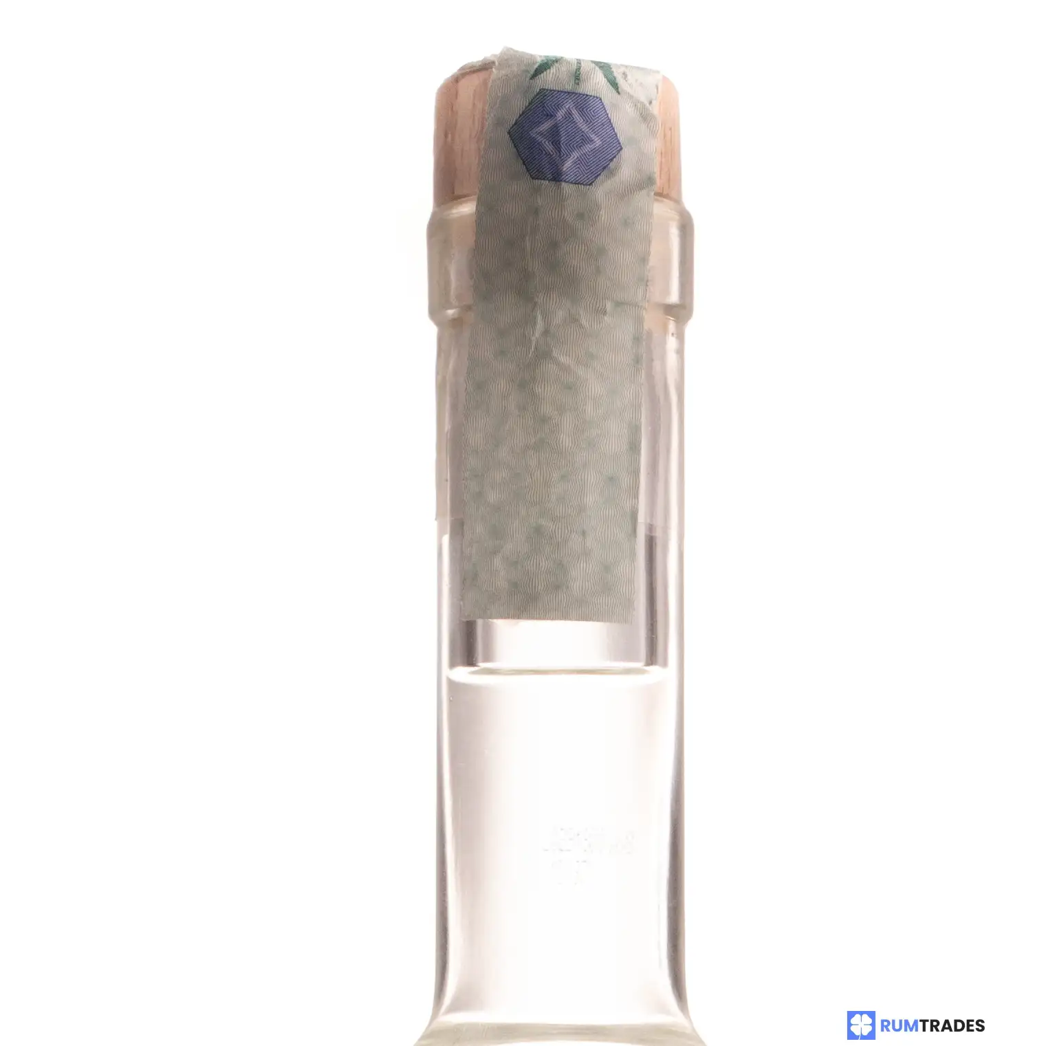 Image haute résolution de La Casa Del Rum La Favorite St. Quentin Unaged Rum