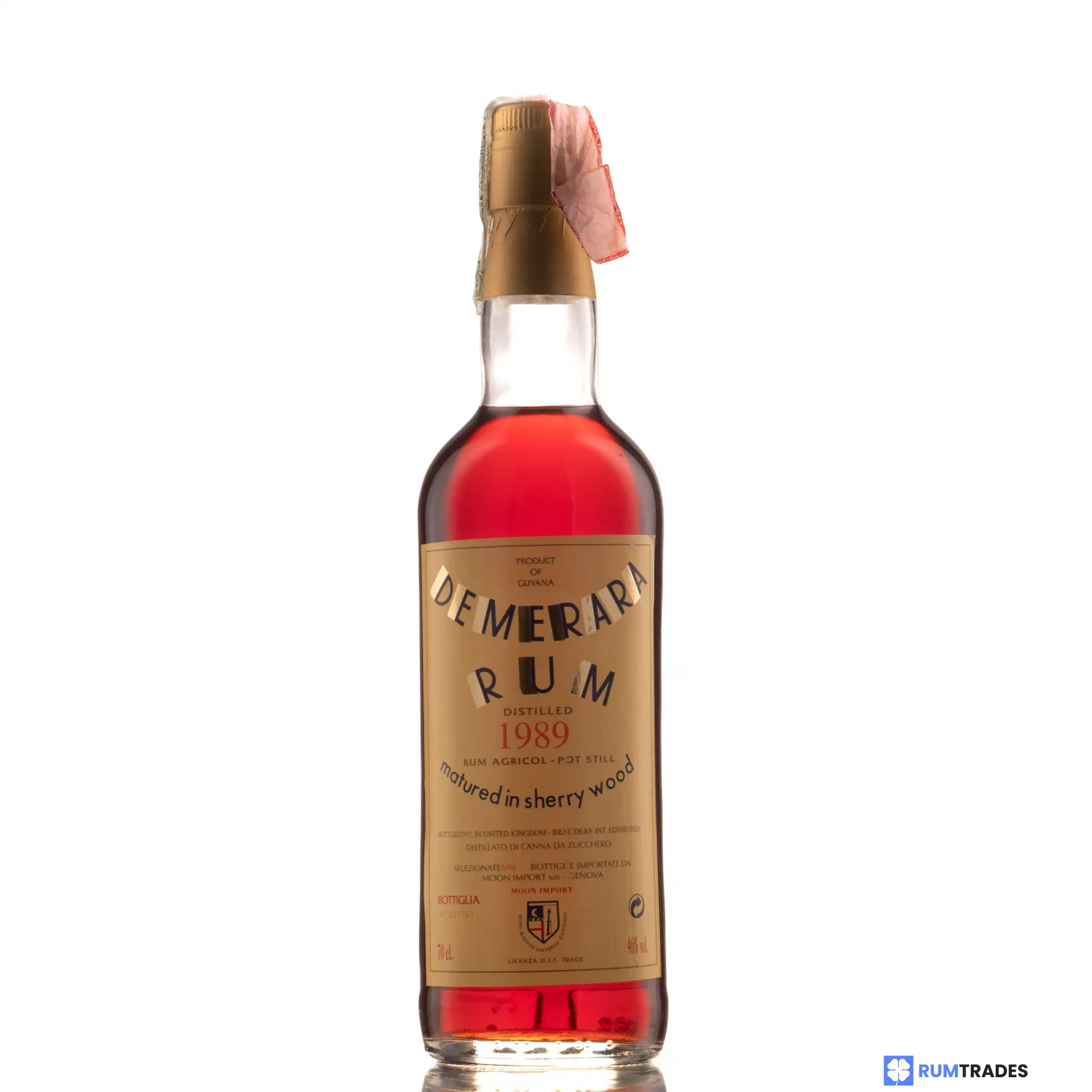 Hochauflösendes Bild von Moon Import Demerara Rum matured in sherry wood 1989