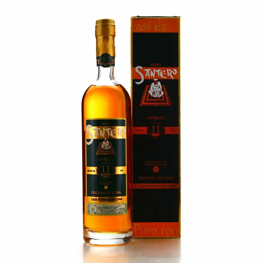 Bottle of Santero Tecno Azucar 11 Años