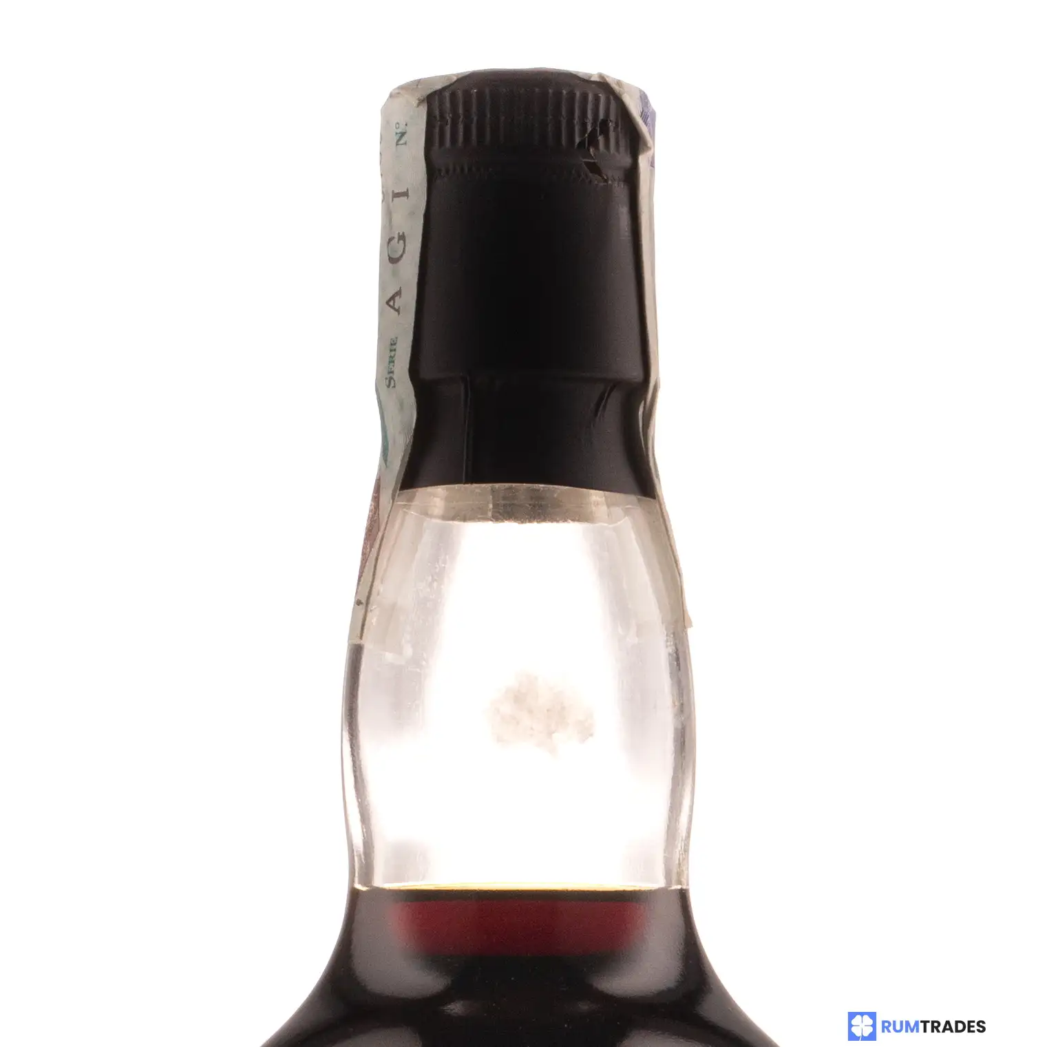 High resolution image of Gordon &amp; MacPhail Demerara Rum 1971