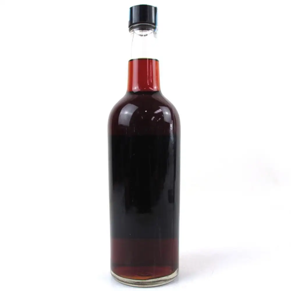 High resolution image of Alfred Lamb‘s Navy Rum 1970s