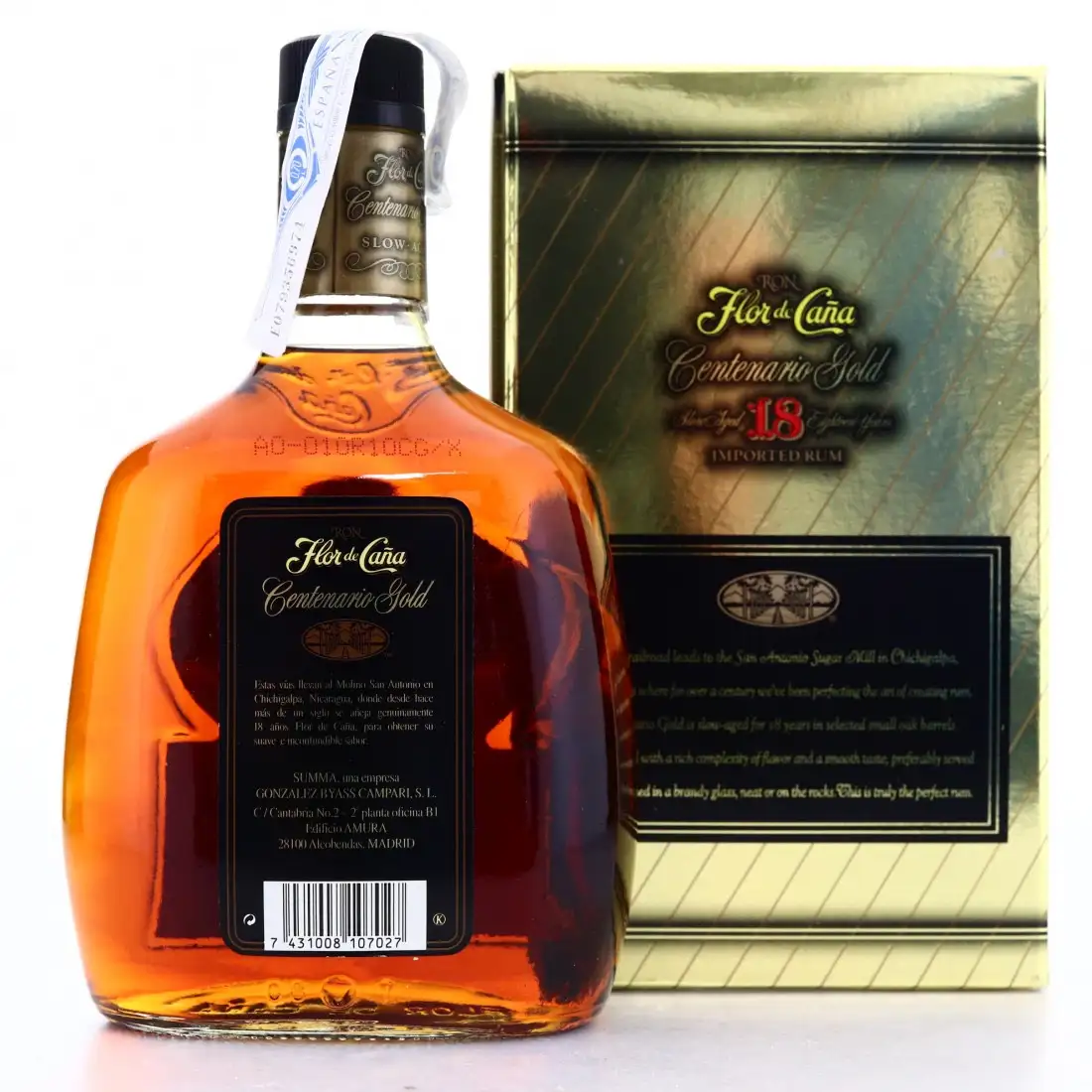 Hochauflösendes Bild von Flor de Caña Centenario Gold
