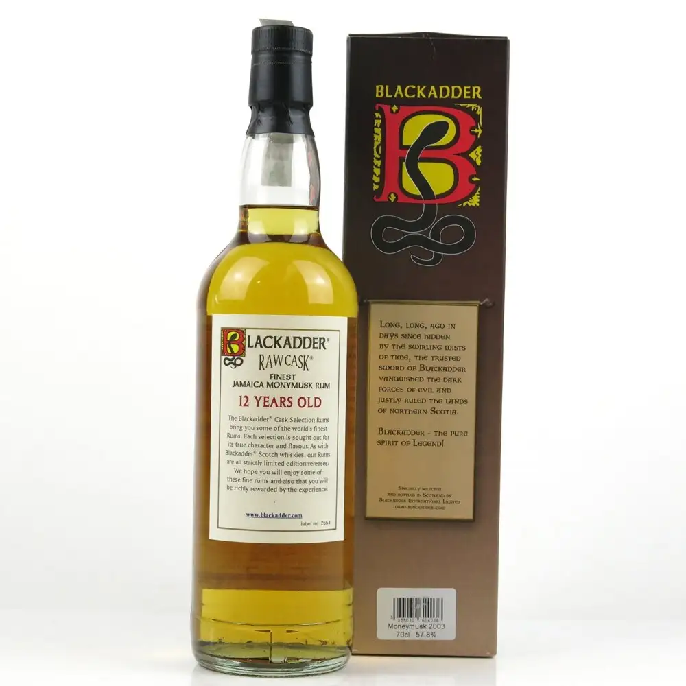 Hochauflösendes Bild von Blackadder Clarendon Finest Jamaica Monymusk Rum 2003
