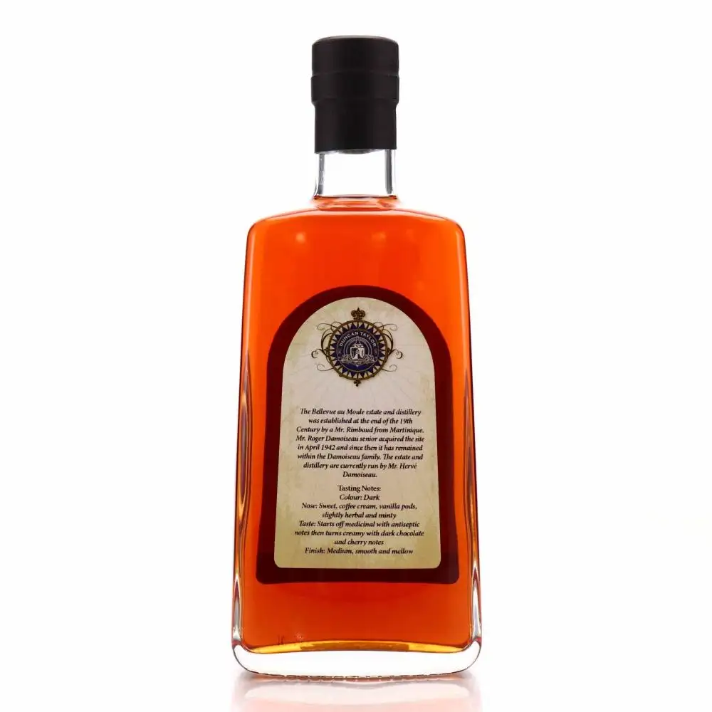 Hochauflösendes Bild von Duncan Taylor Bellevue Single Cask Rum 1998