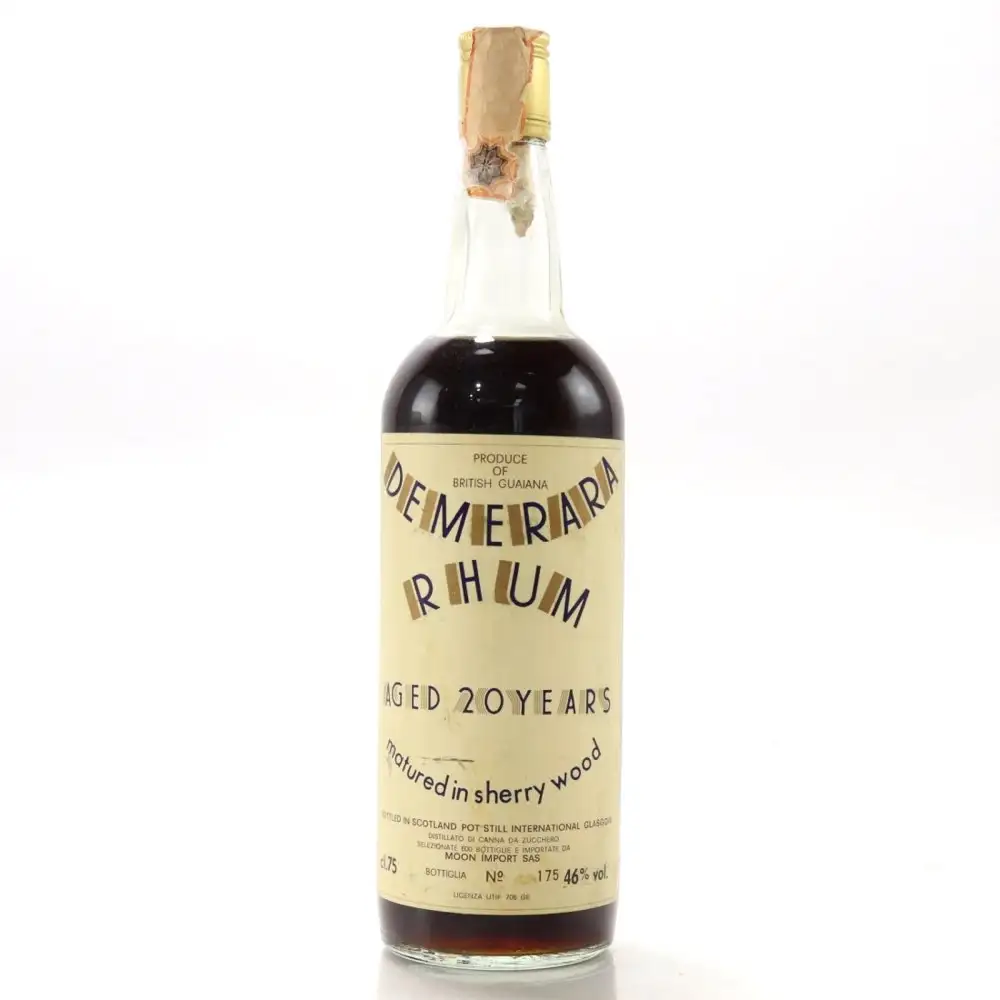 Bottle of Moon Import Demerara Rhum Aged 20 Years