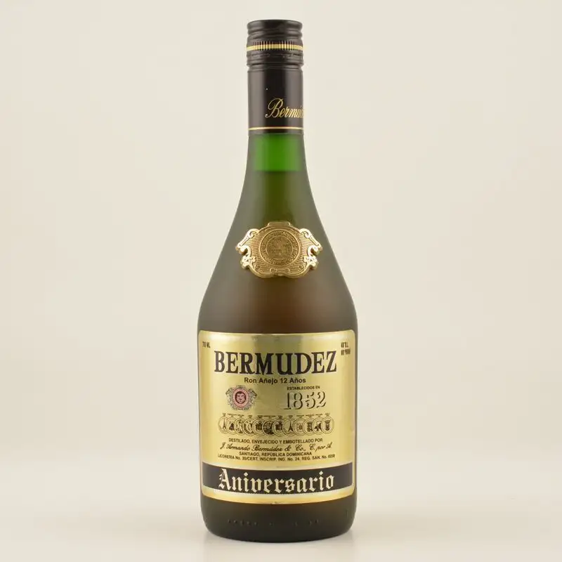 Bottle of Ron Añejo 1852 Aniversario