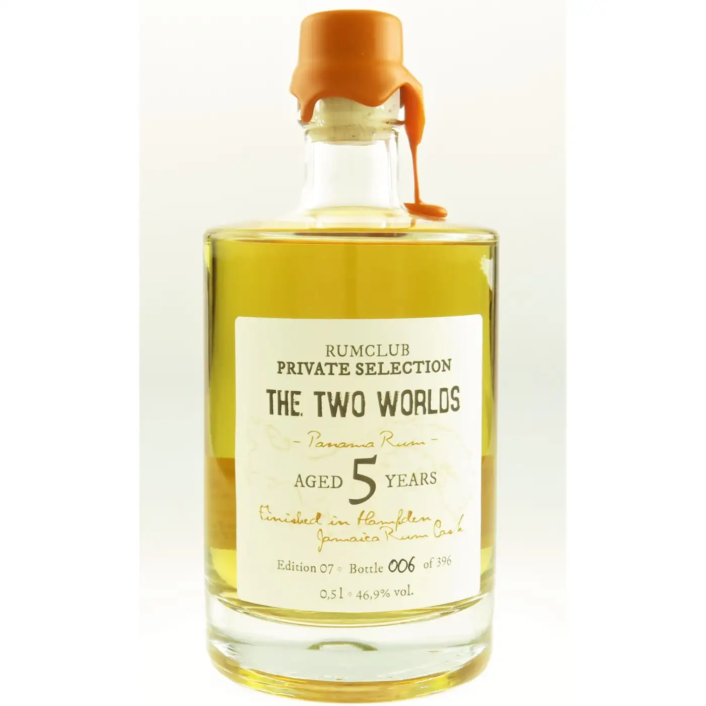 High resolution image of Rumclub Private Selection Ed. 07 The Two Worlds