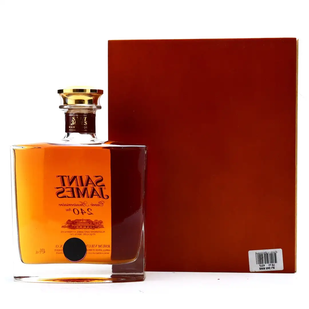 High resolution image of Saint James 240 ans Cuvée Anniversaire