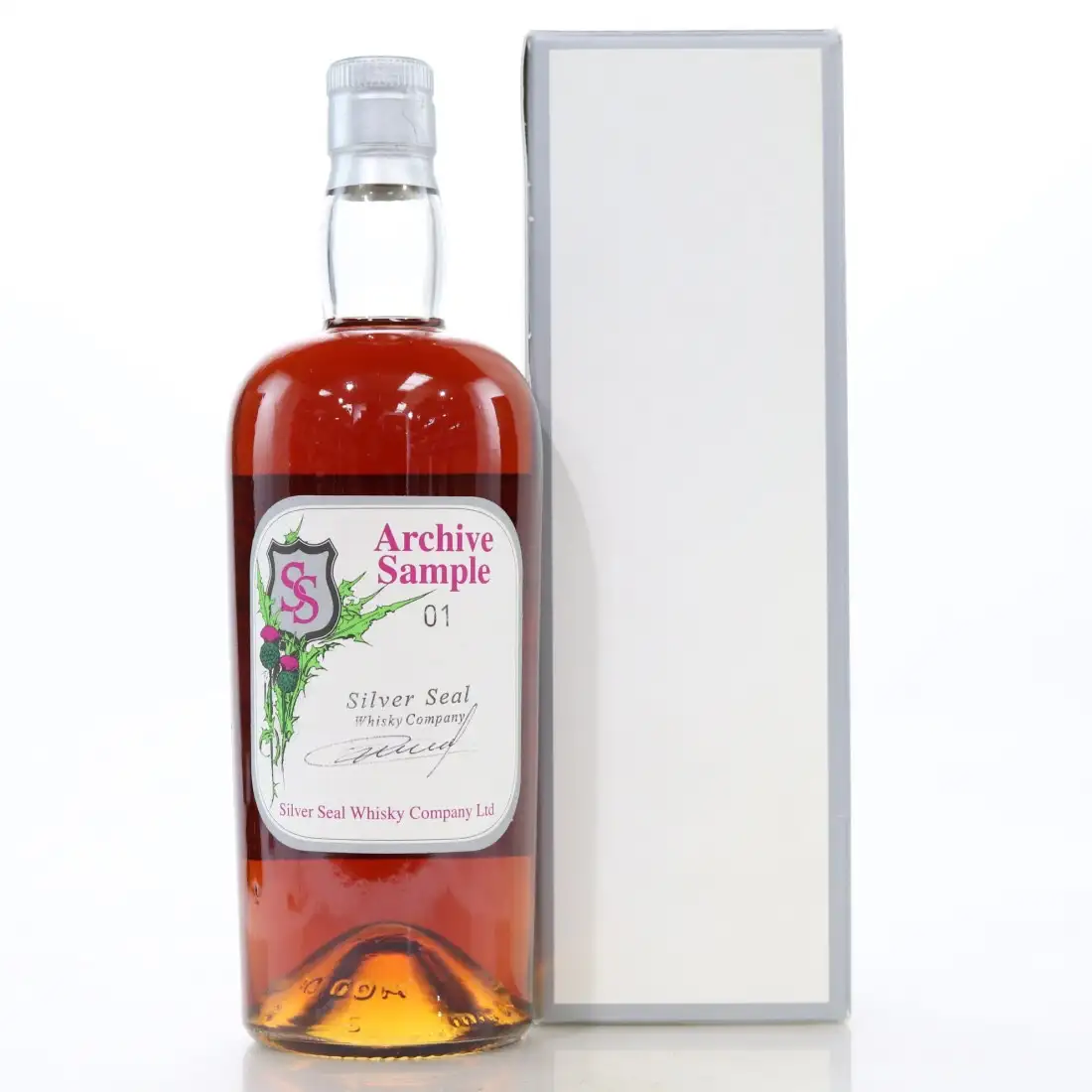 High resolution image of Silver Seal Long Pond Flower &amp; White Label 1941