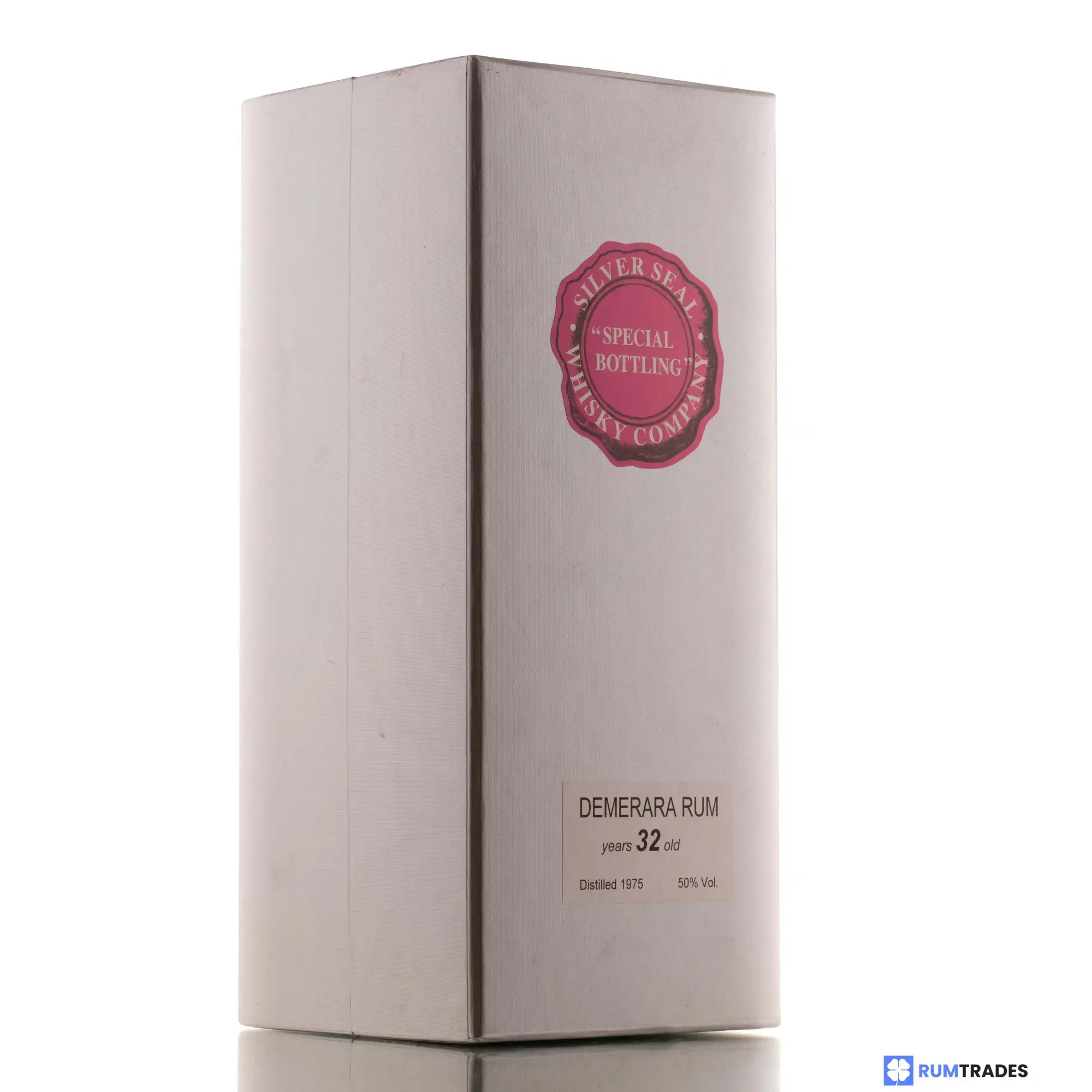 Image haute résolution de Silver Seal Enmore Demerara Rum Magnum 1975