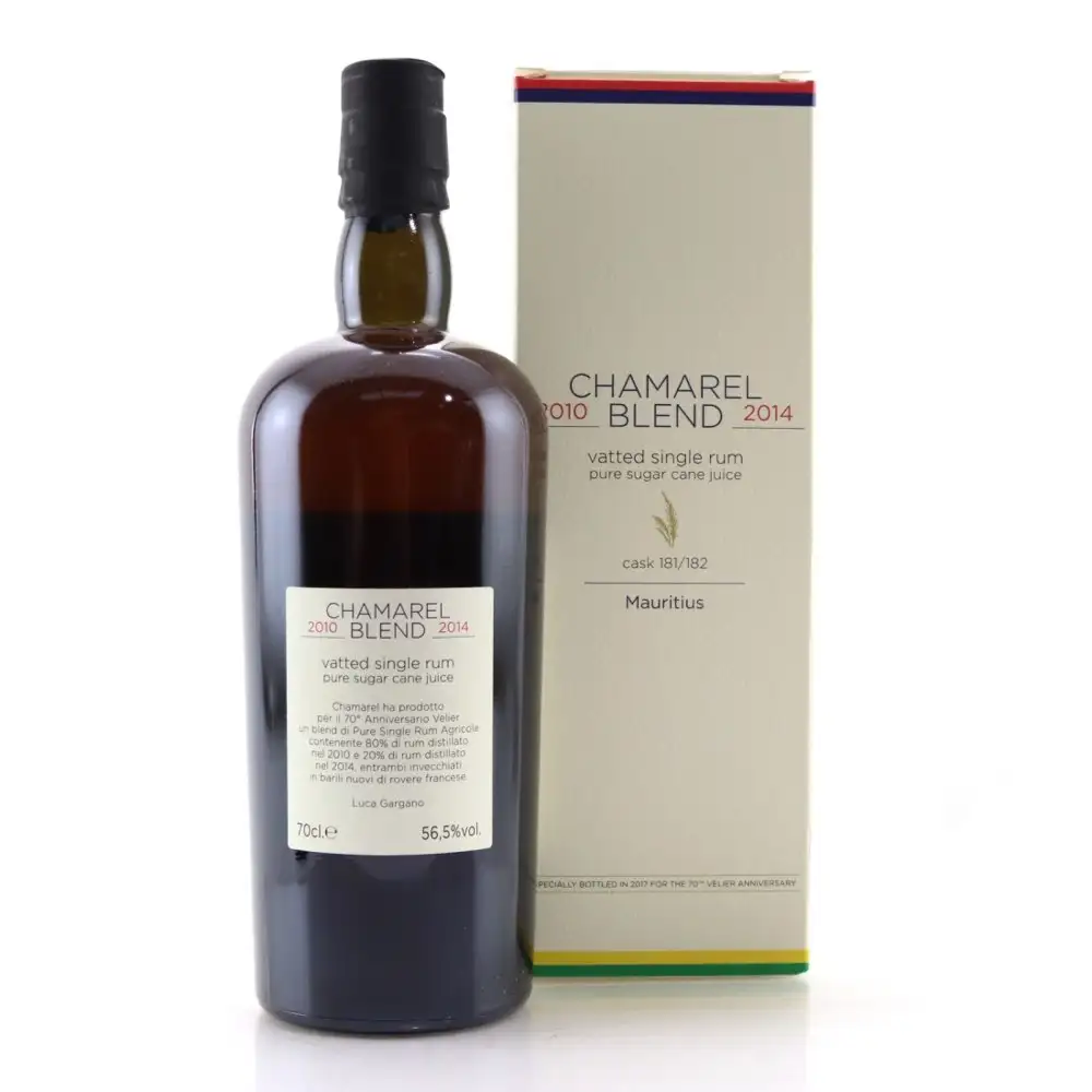 High resolution image of Velier Chamarel Blend 2014