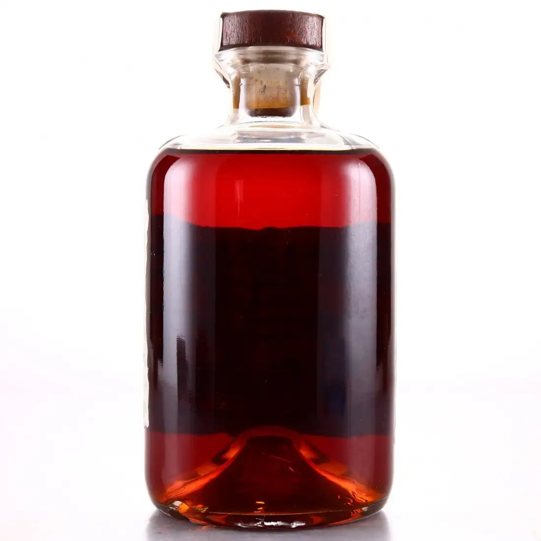 High resolution image of Les Frères de la Côte Ron Aldea Vieux-Rhum 2020