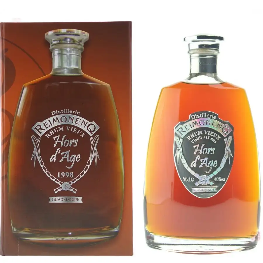 Bottle of ReimonenQ Rhum Vieux Cuvée Prestige Carafe