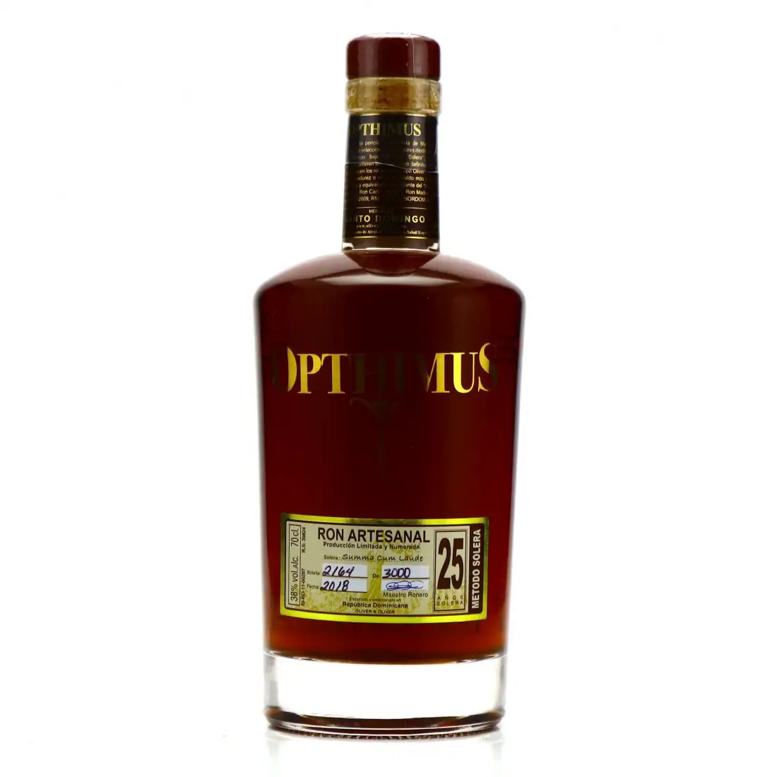 Hochauflösendes Bild von Oliver & Oliver Opthimus - Ron Artesanal 2018