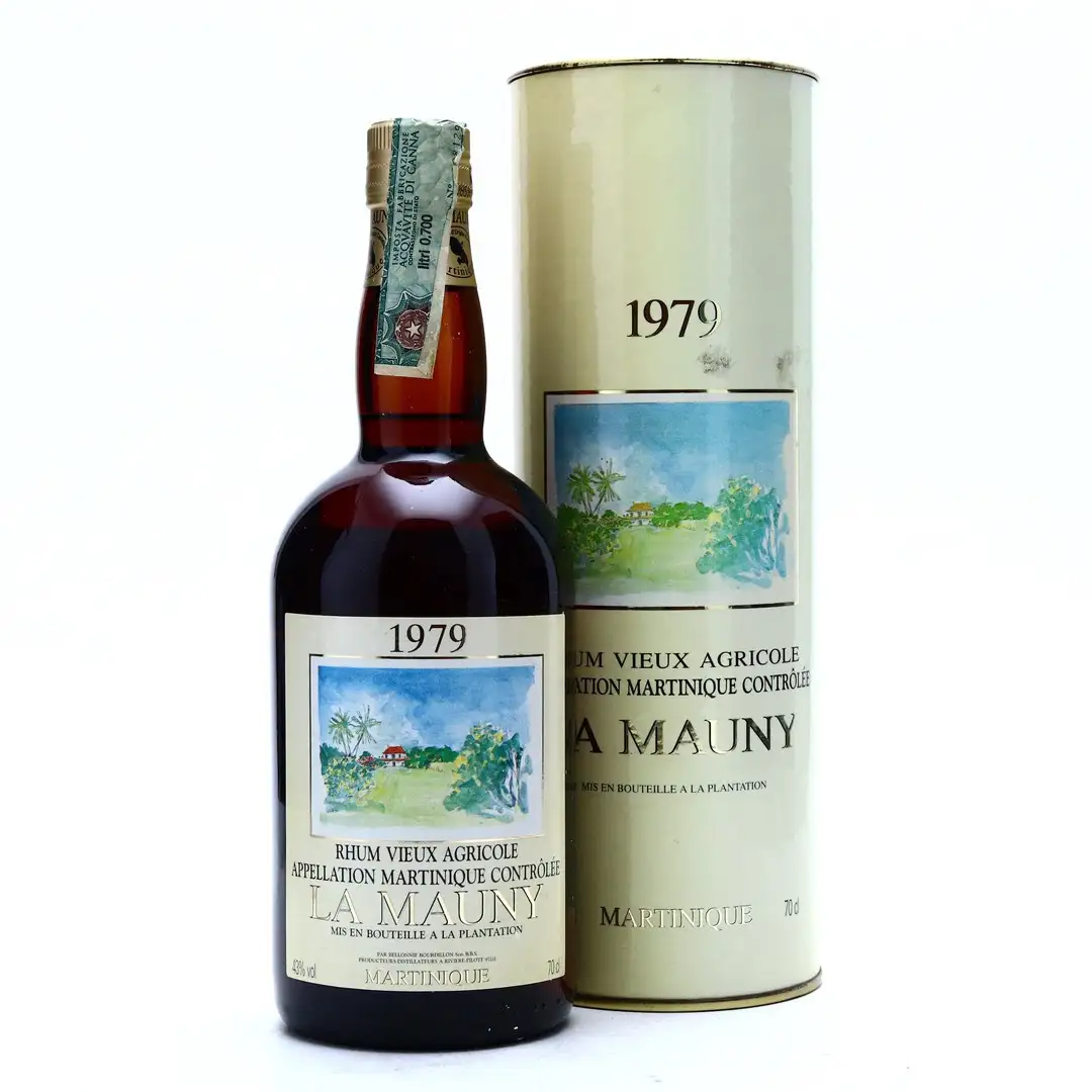 Bottle of Maison La Mauny Rhum Vieux Agricole 1979