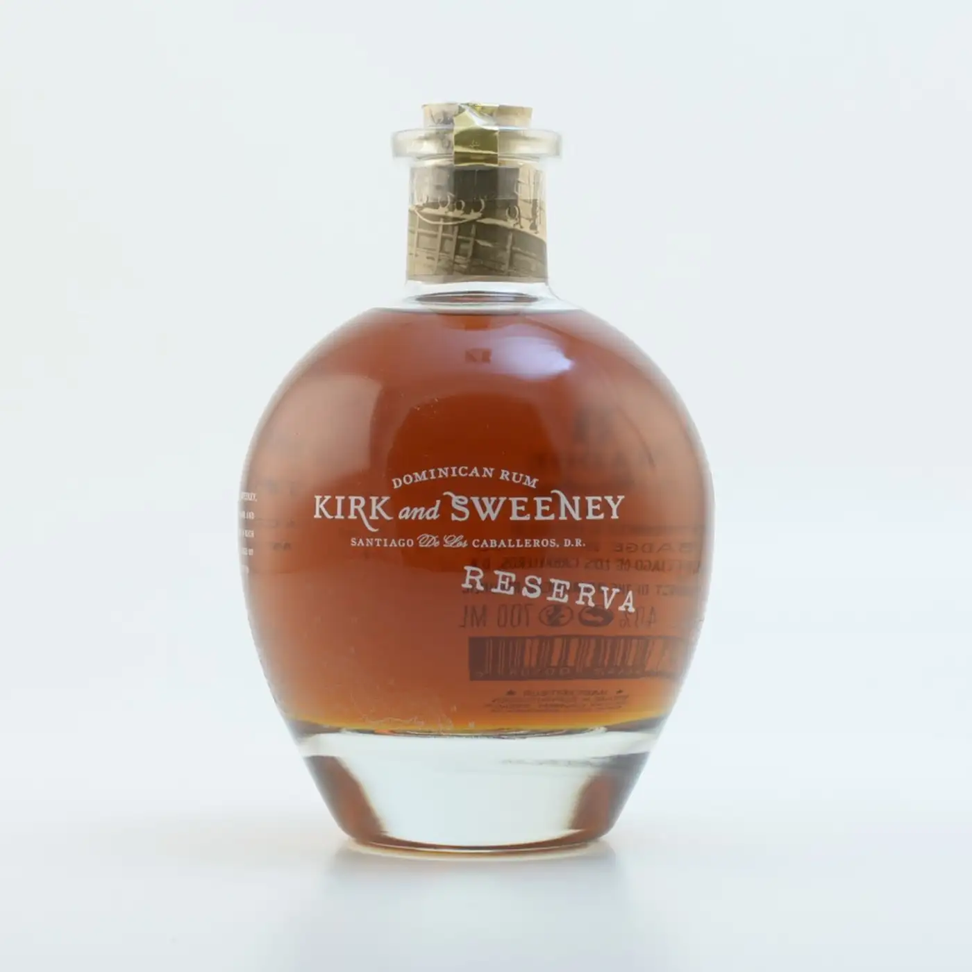 Bottle of 3 badge mixology Kirk and Sweeney RESERVA