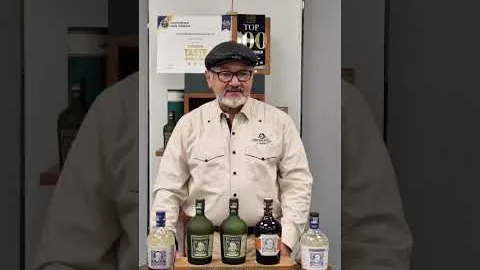 Maestro Ronero Nelson Hernandez von Diplomático sagt Danke